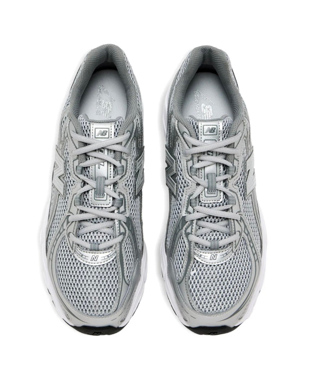 New Balance 740 Silver