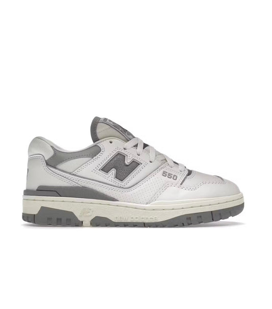 נעלי New Balance 550 white grey מקוריות בעיצוב אופנתי עכשווי לקידום אתר