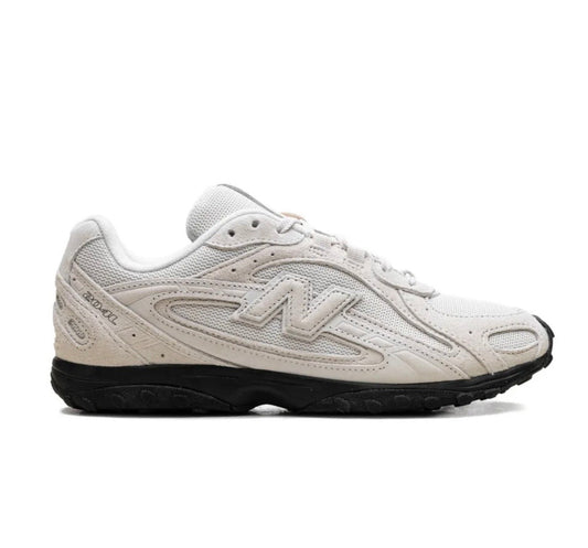 נעלי New Balance 204L grey black מקוריות בעיצוב אופנתי עכשווי לקידום אתר