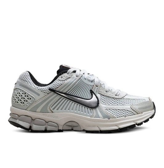 נעלי Nike Zoom Vomero 5 Silver מקוריות בעיצוב אופנתי עכשווי לקידום אתר