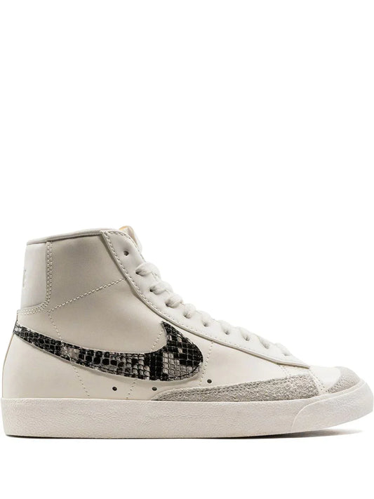 נעלי Nike Blazer Mid 77' Sneakers מקוריות בעיצוב אופנתי עכשווי לקידום אתר