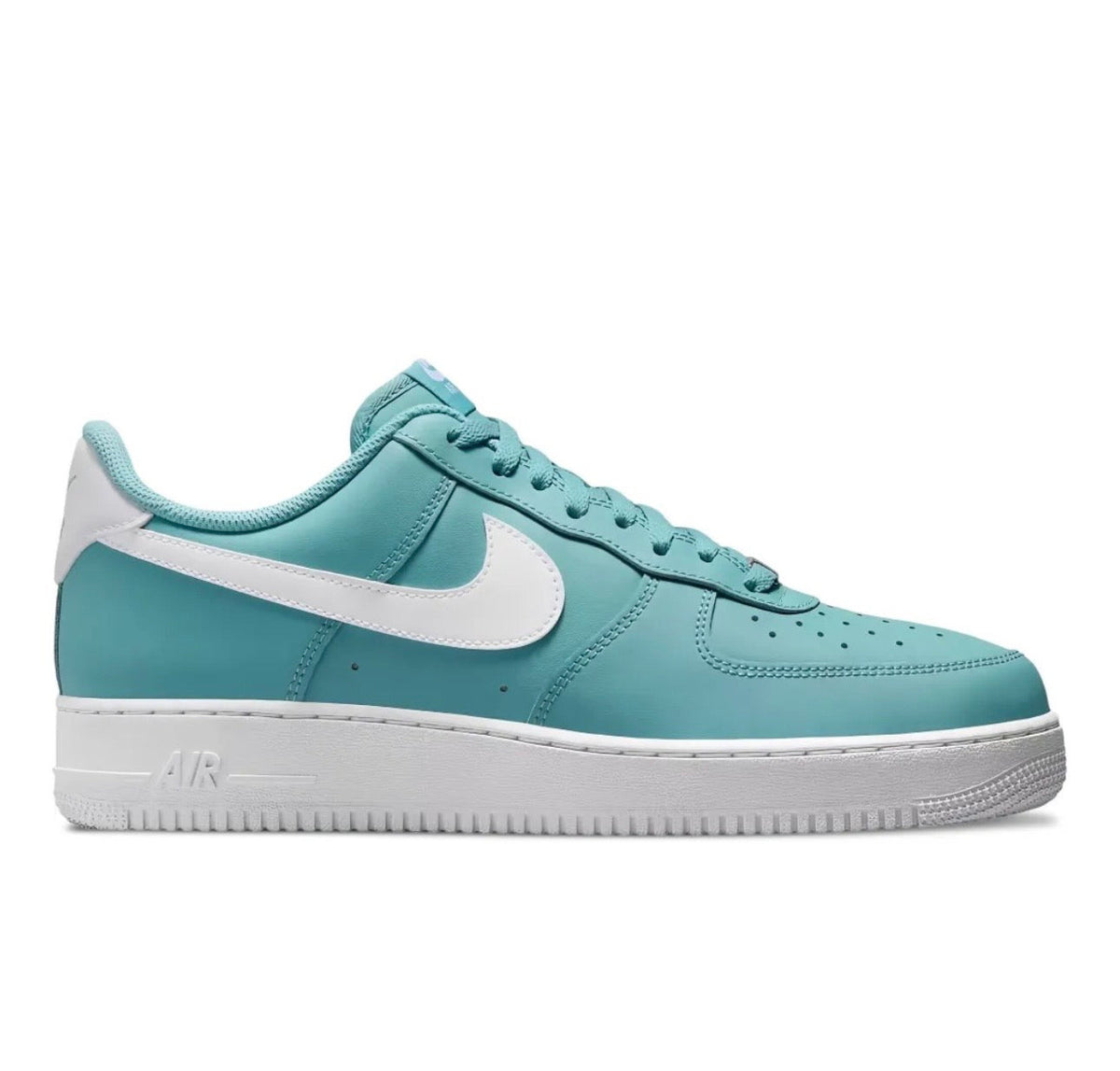 נעלי Nike AIR FORCE 1 Light Blue מקוריות בעיצוב אופנתי עכשווי לקידום אתר
