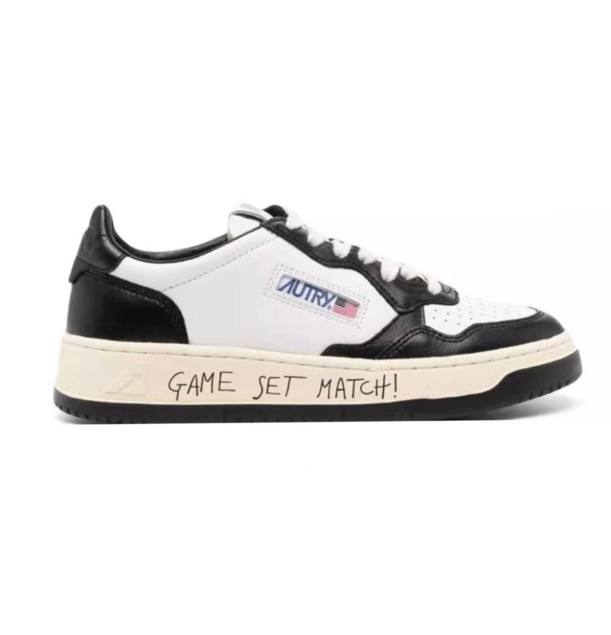 נעלי Autry White black “GAME SET MATCH” מקוריות בעיצוב אופנתי עכשווי לקידום אתר