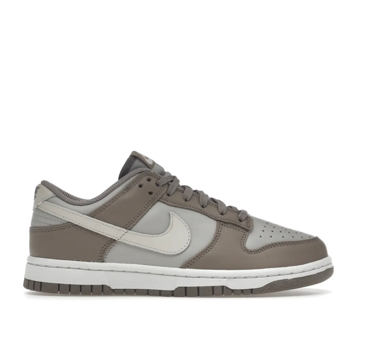 נעלי Nike Dunk Low Bone Beige מקוריות בעיצוב אופנתי עכשווי לקידום אתר