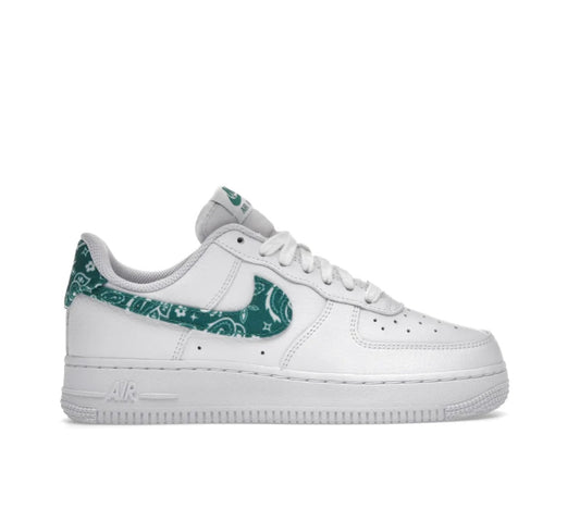 נעלי Nike AIR FORCE 1 מקוריות בעיצוב אופנתי עכשווי לקידום אתר