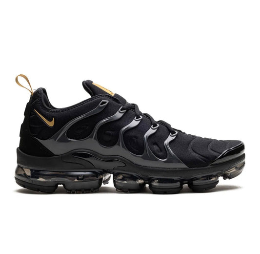 נעלי Nike Vapormax black מקוריות בעיצוב אופנתי עכשווי לקידום אתר