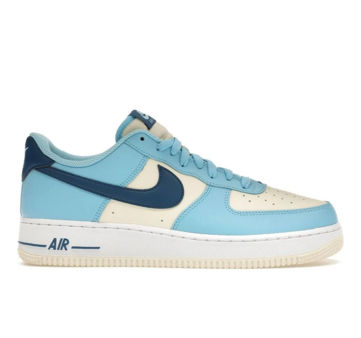 נעלי Nike AIR FORCE 1 Light Blue מקוריות בעיצוב אופנתי עכשווי לקידום אתר