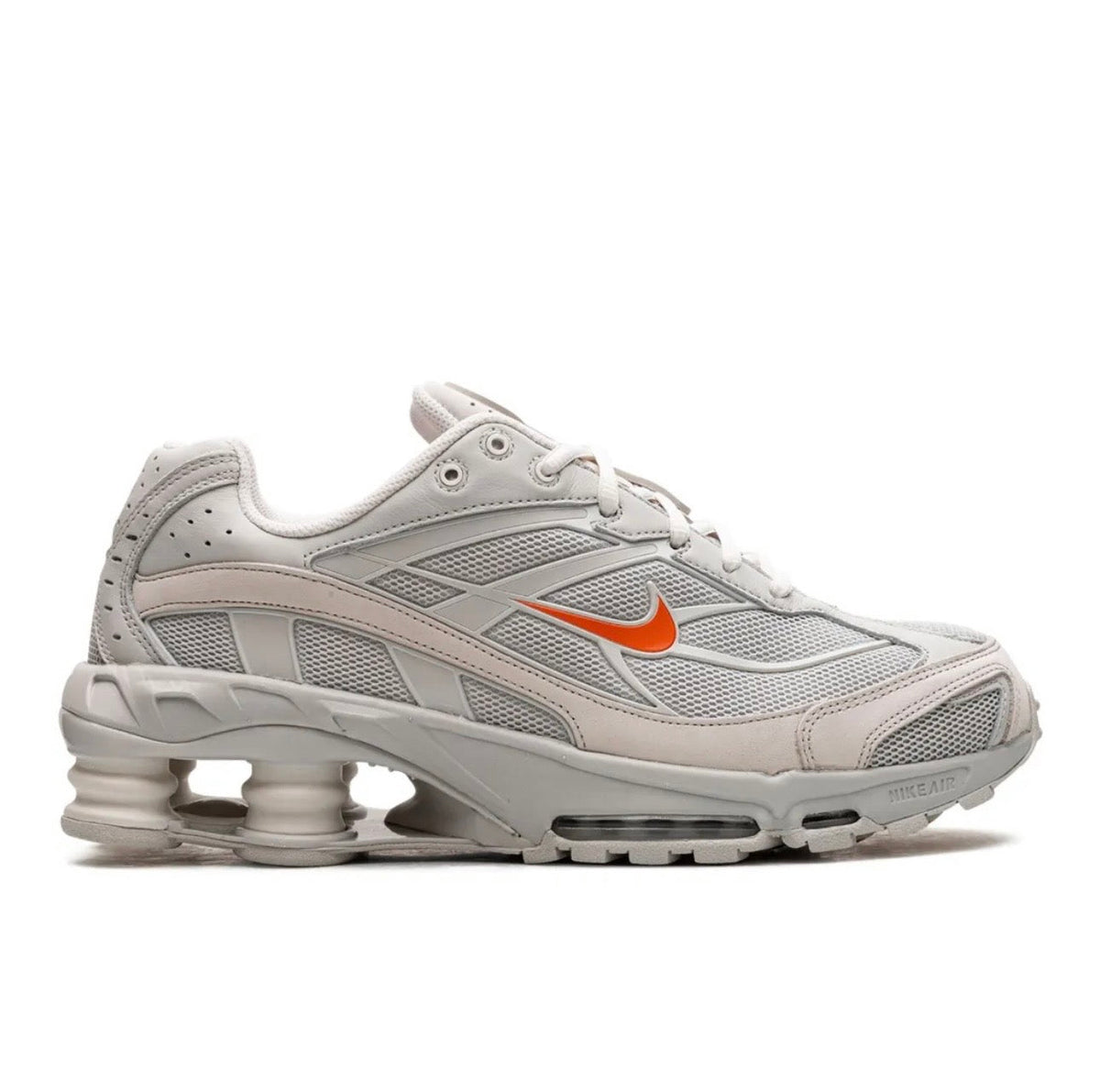 נעלי Nike Shox grey Orange מקוריות בעיצוב אופנתי עכשווי לקידום אתר
