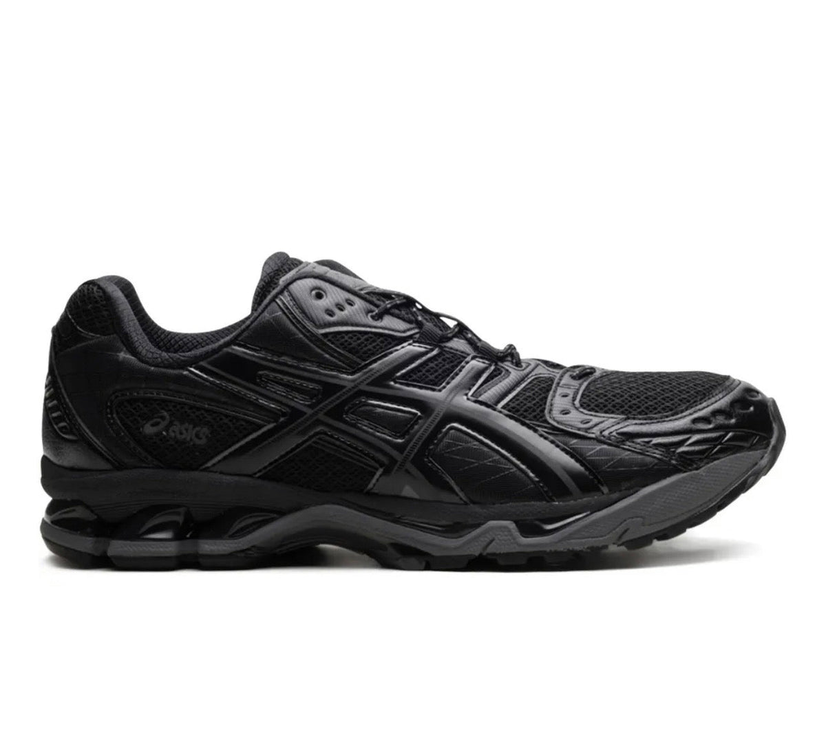נעלי Asics Gel Nimbus Black מקוריות בעיצוב אופנתי עכשווי לקידום אתר