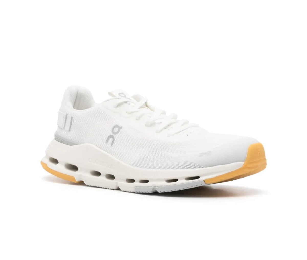On Cloudnova White