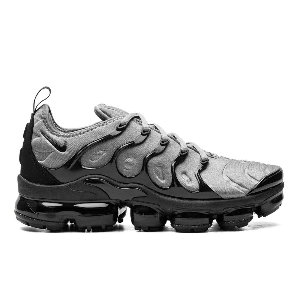 נעלי Nike Vapormax grey black מקוריות בעיצוב אופנתי עכשווי לקידום אתר