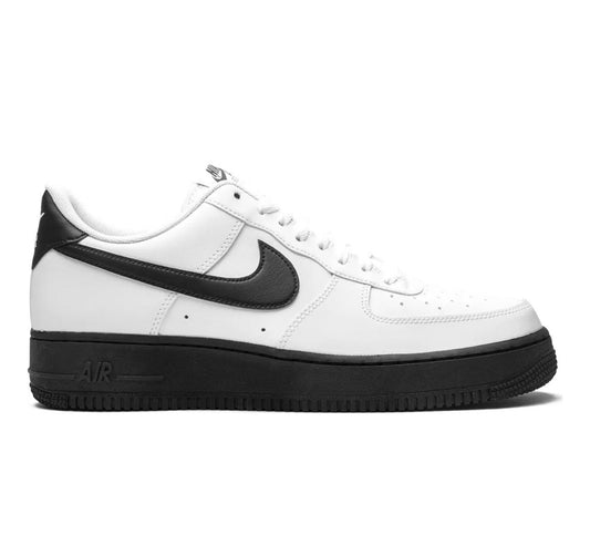 נעלי Nike AIR FORCE 1 White Black מקוריות בעיצוב אופנתי עכשווי לקידום אתר