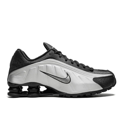 נעלי Nike Shox R4 Silver Black מקוריות בעיצוב אופנתי עכשווי לקידום אתר