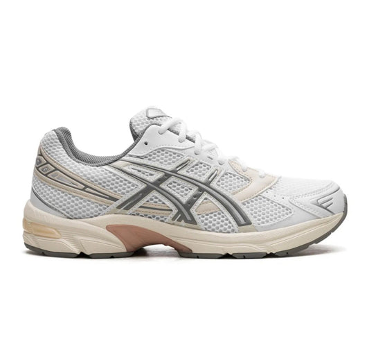נעלי ASICS Gel 1130 white black מקוריות בעיצוב אופנתי עכשווי לקידום אתר