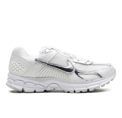 נעלי Nike Zoom Vomero 5 Silver White מקוריות בעיצוב אופנתי עכשווי לקידום אתר