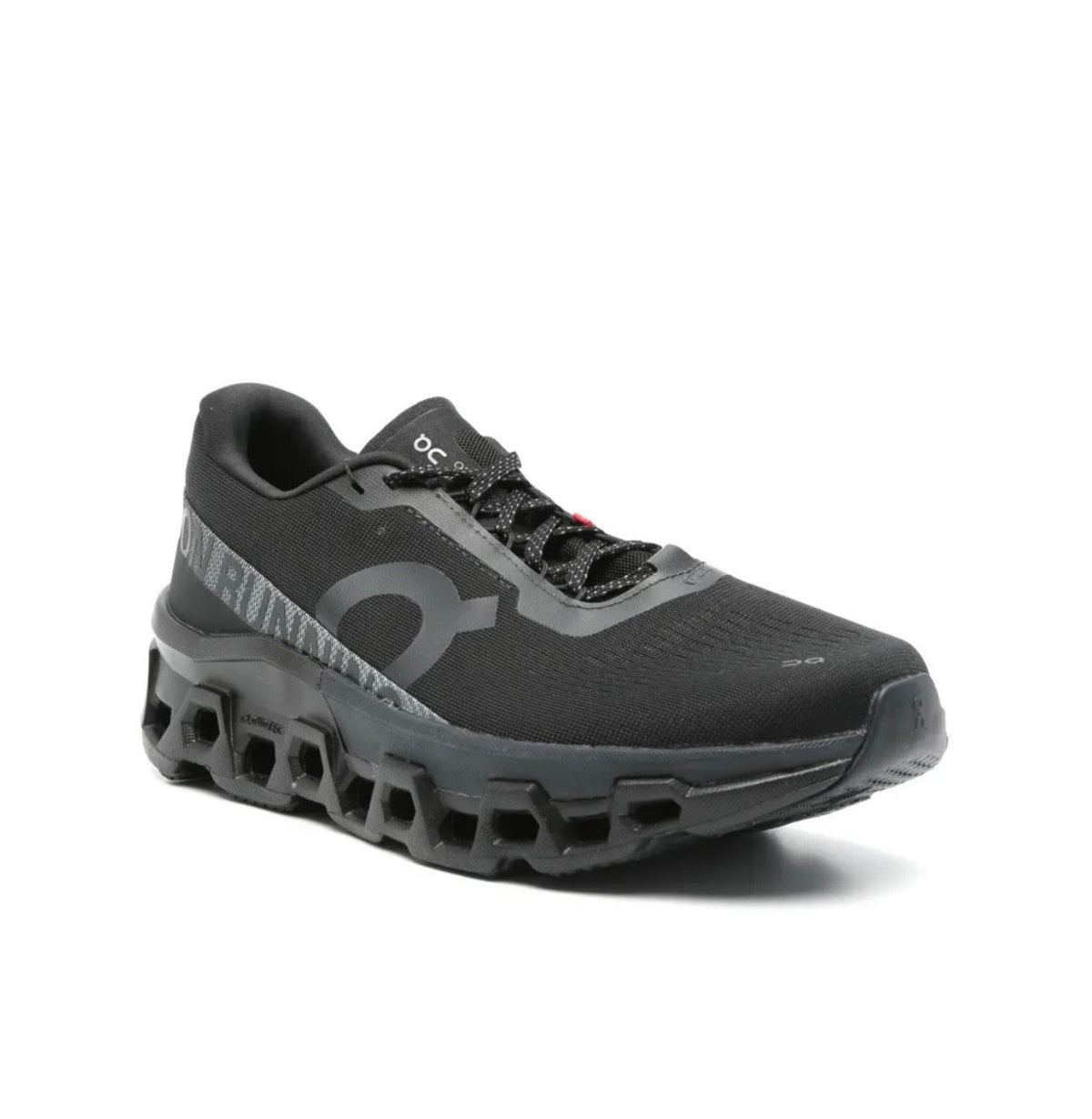 On Cloudmonster black