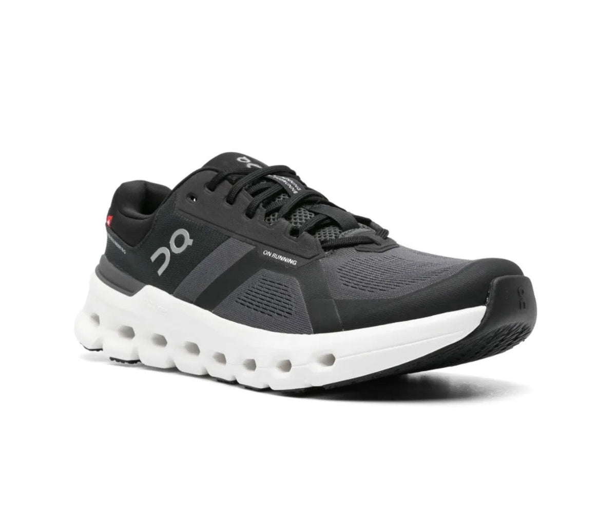 On Cloudrunner 2 Black White