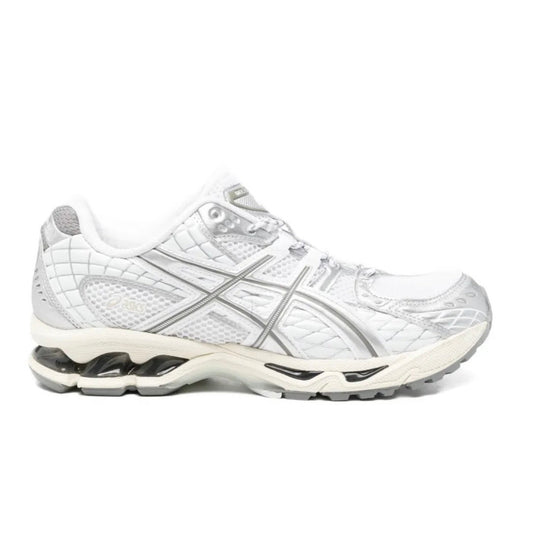 נעלי Asics Gel Nimbus White מקוריות בעיצוב אופנתי עכשווי לקידום אתר