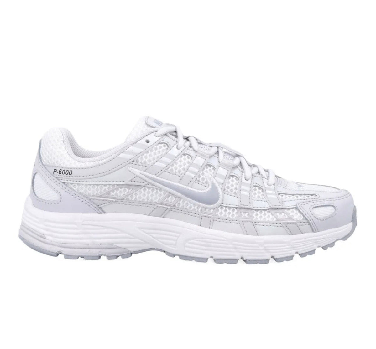 נעלי Nike P6000 White מקוריות בעיצוב אופנתי עכשווי לקידום אתר