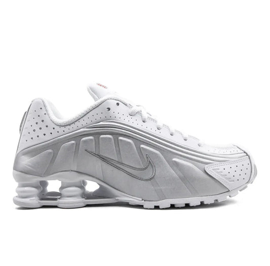 נעלי Nike Shox R4 Silver White מקוריות בעיצוב אופנתי עכשווי לקידום אתר
