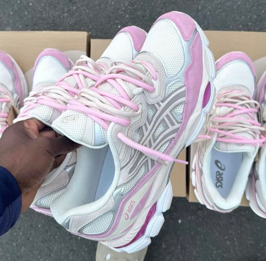 נעלי ASICS Gel NYC Pink מקוריות בעיצוב אופנתי עכשווי לקידום אתר