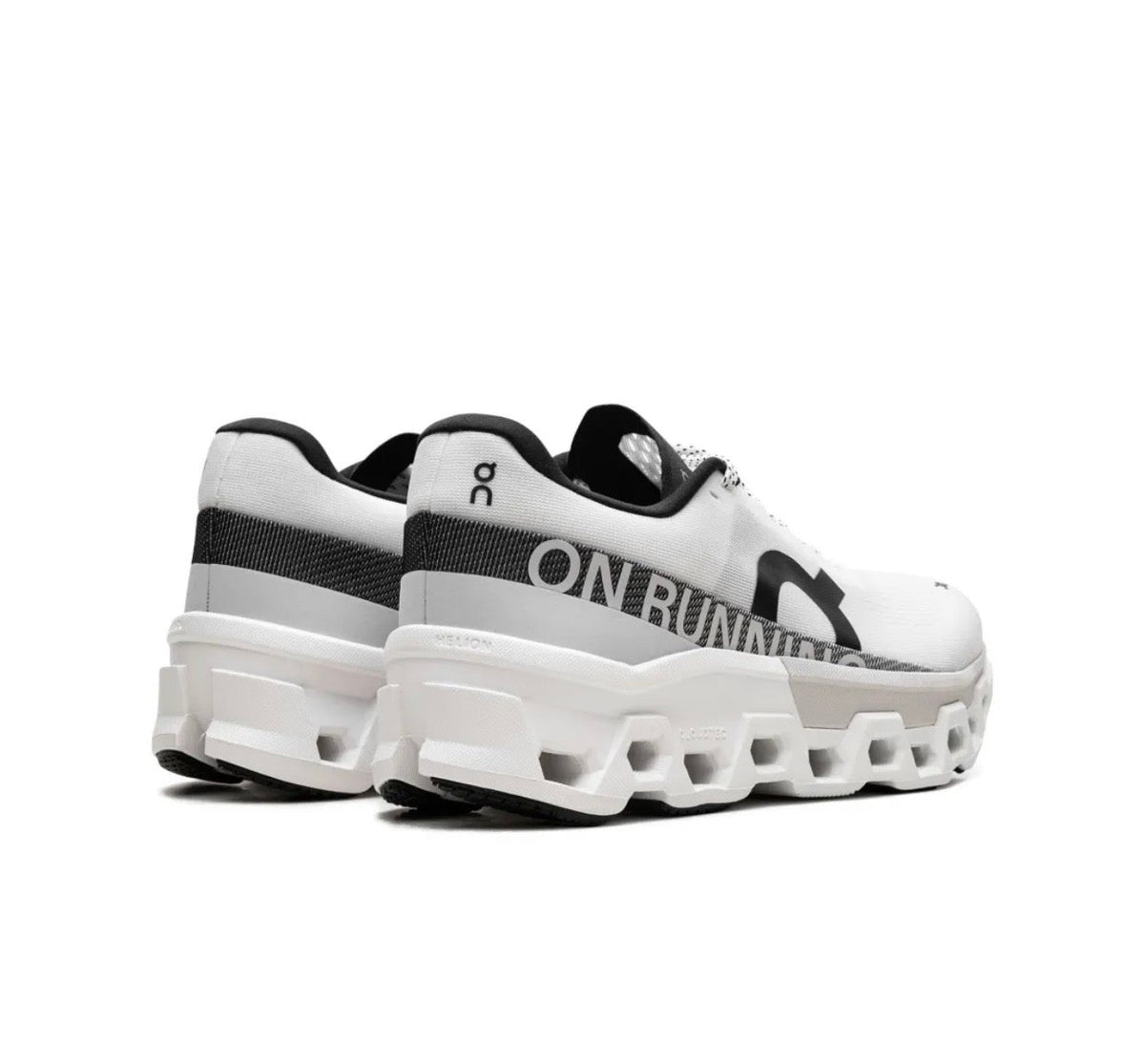 On Cloudmonster classic