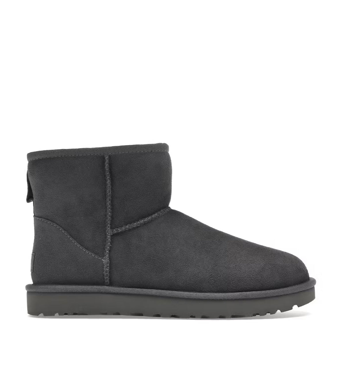 נעלי Ugg classic ultra suede ankle boots grey מקוריות בעיצוב אופנתי עכשווי לקידום אתר