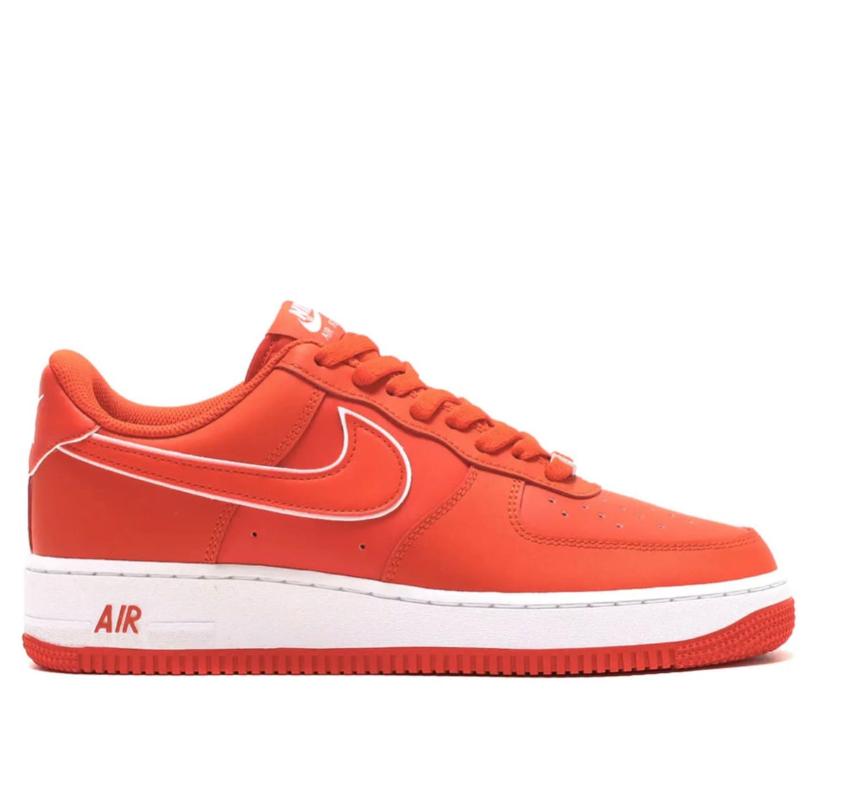 נעלי Nike AIR FORCE 1 מקוריות בעיצוב אופנתי עכשווי לקידום אתר